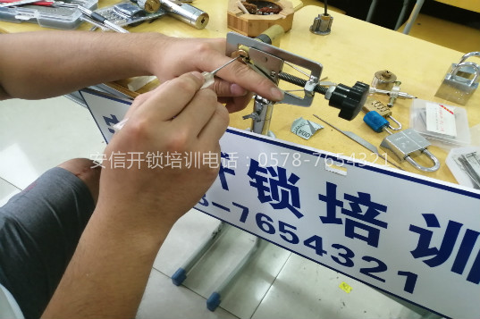 上海鎖匠都有哪些工具？