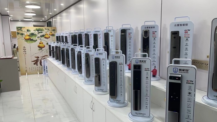 上海智能锁学校各种智能锁展示